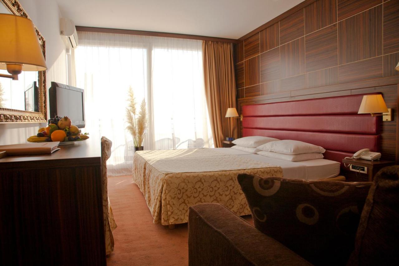 Hotel Palas Petrovac Pokój zdjęcie